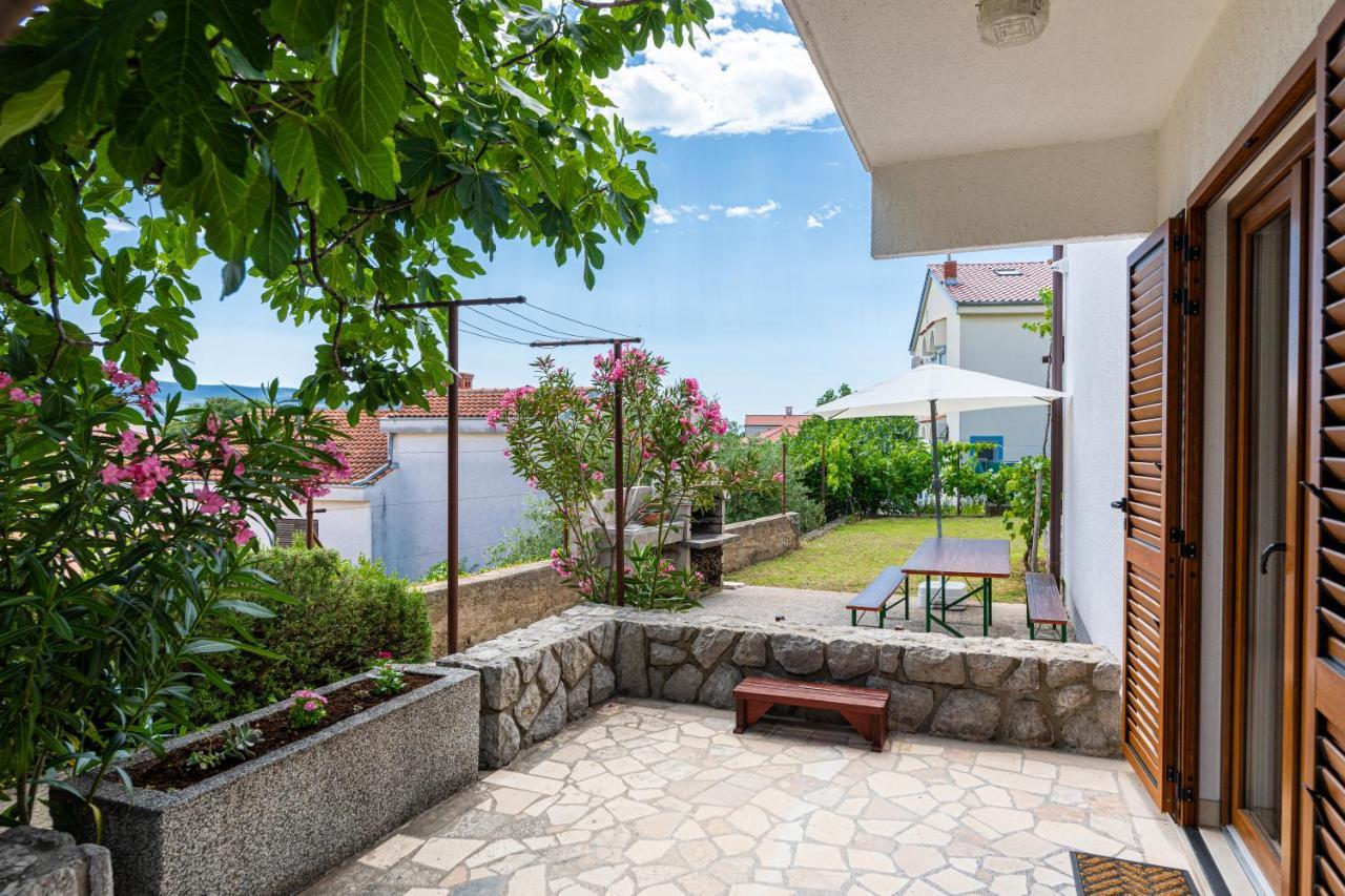 Vjeko Apartment *
